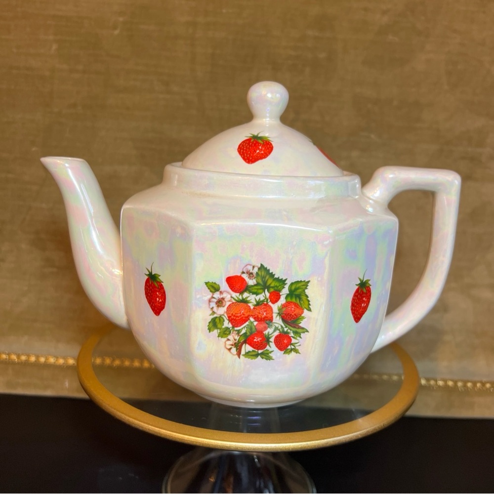 Teapot White Iridescent Opalescent Glazed Ceramic Strawberries Vtg Cottage 6.5”